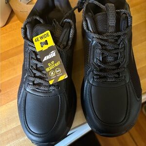 Avia Men's Black Athletic Shoes